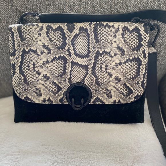 Rebecca Minkoff Crossbody Isabel - Picture 1 of 6